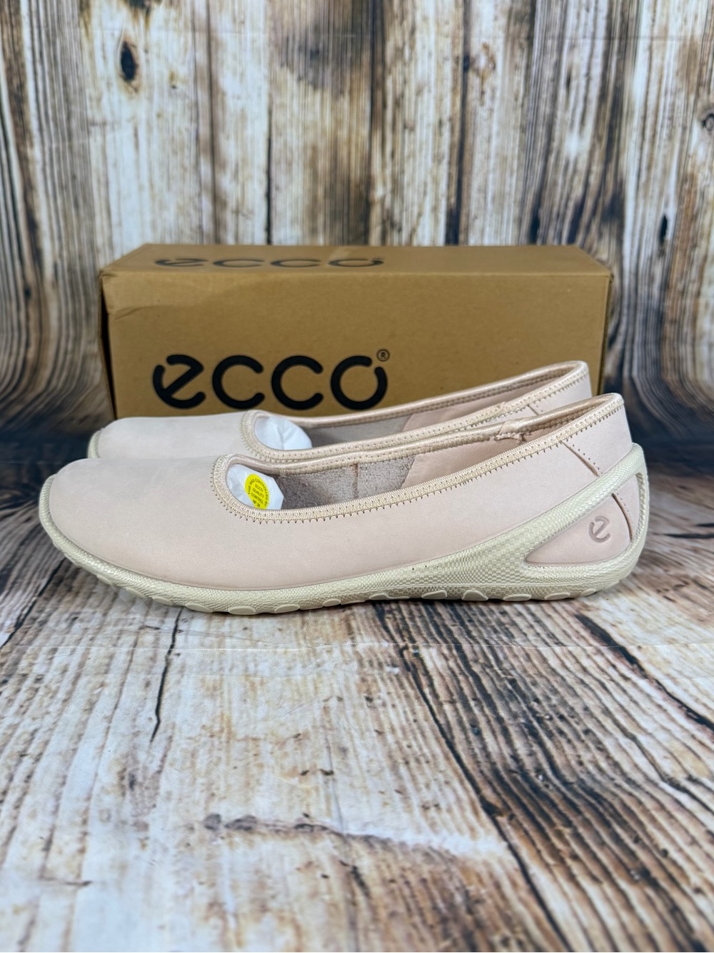 ECCO Biom Lite Skimmer Flats Blush Pink Comfort Slip-On Women’s 7.5/38 Barbie